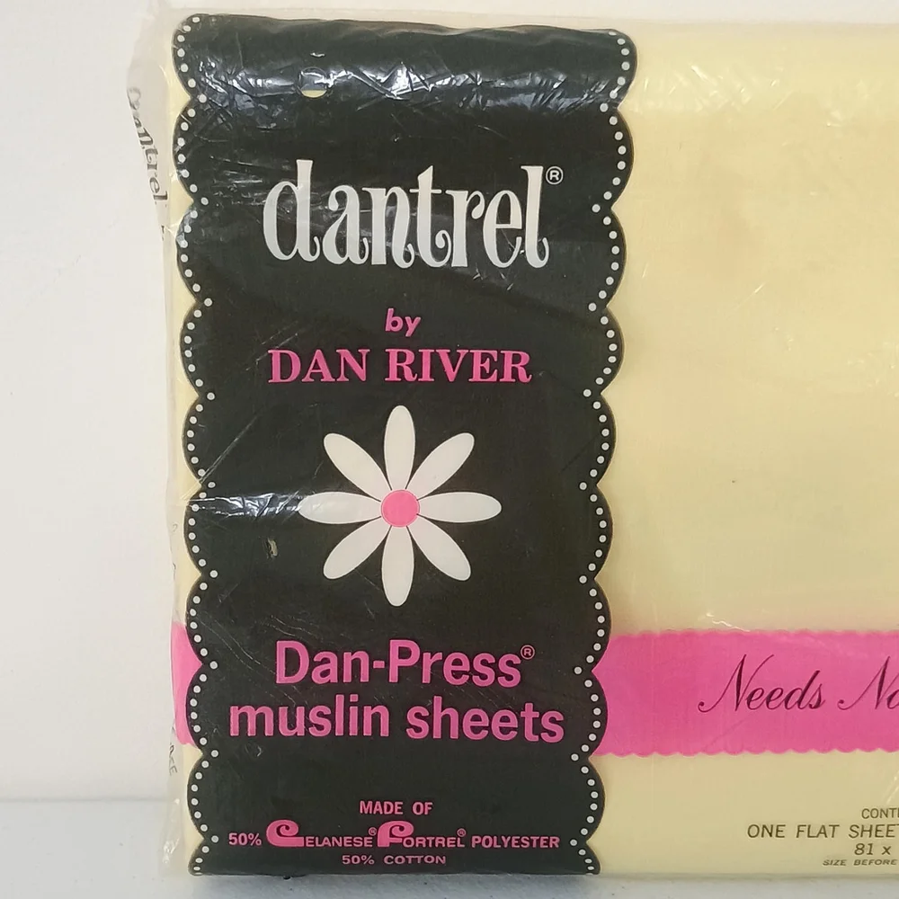 Vintage Dantrel By Dan River No Iron Muslin On Flat Double Sheet 81 X 104 Yellow
